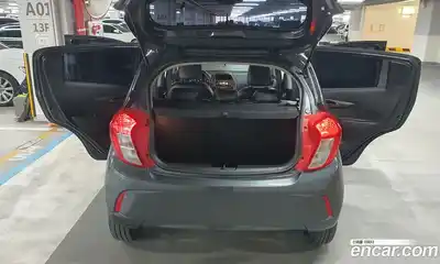 Chevrolet Spark 2018 1.0 Механическая в Москве № 619023, миниатюра 9
