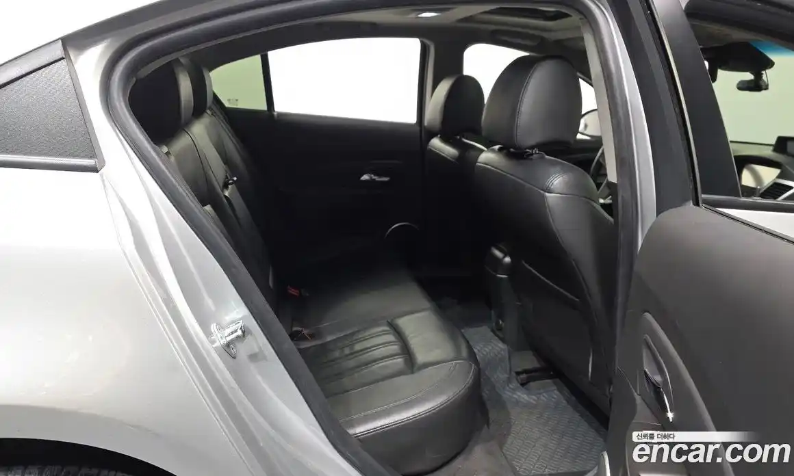 Chevrolet Cruze 2012 1.8 Автомат в Москве № 619112, фото 12