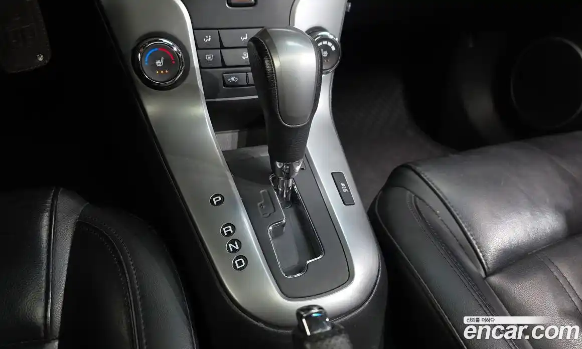 Chevrolet Cruze 2012 1.8 Автомат в Москве № 619112, фото 9