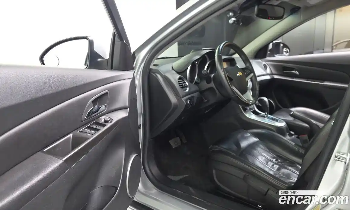 Chevrolet Cruze 2012 1.8 Автомат в Москве № 619112, фото 10