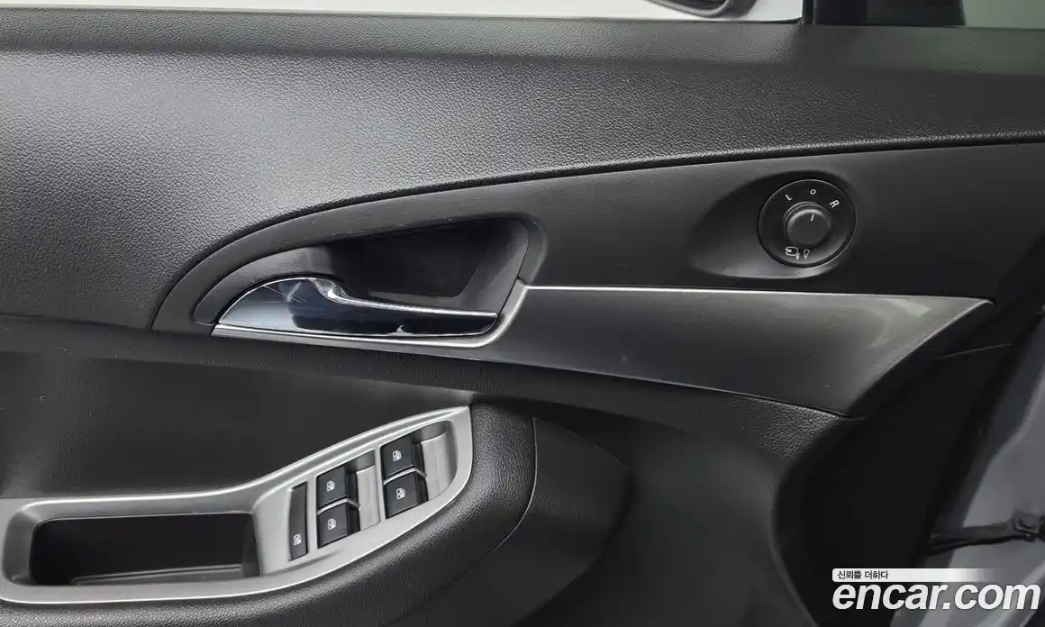 Chevrolet Orlando 2015 2.0 Автомат в Москве № 619126, фото 13