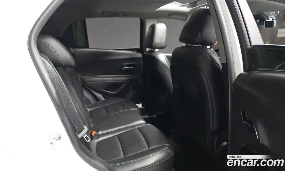 Chevrolet Trax 2016 1.6 Автомат в Москве № 619128, фото 12