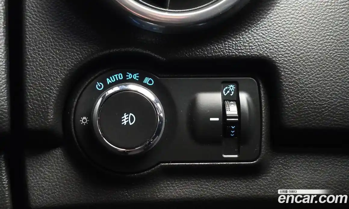 Chevrolet Trax 2016 1.6 Автомат в Москве № 619128, фото 18