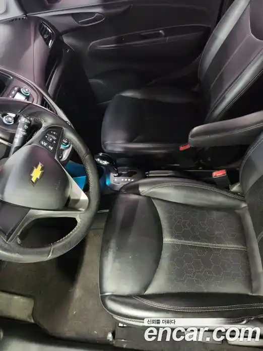 Chevrolet Spark 2016 1.0 Автомат в Москве № 619240, фото 10