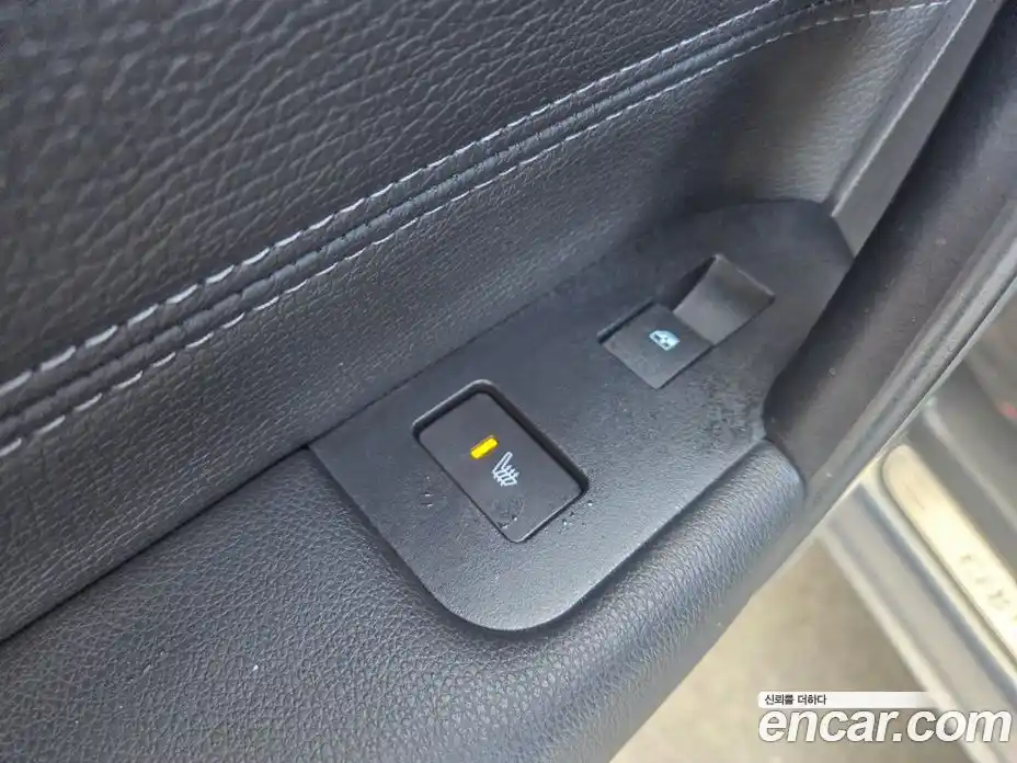Chevrolet Captiva 2014 2.0 Автомат в Москве № 619436, фото 15