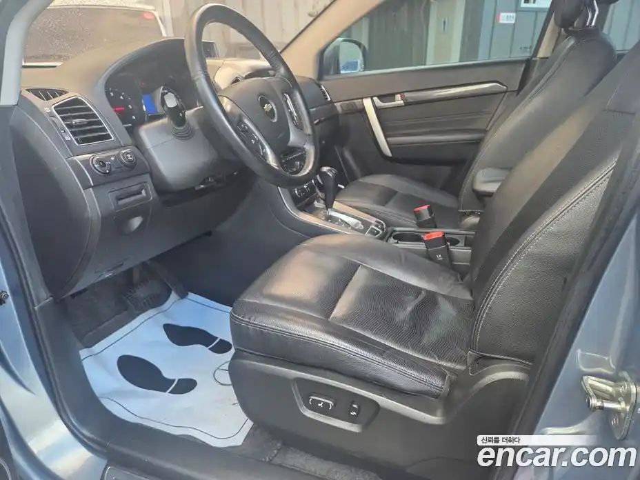 Chevrolet Captiva 2014 2.0 Автомат в Москве № 619436, фото 9
