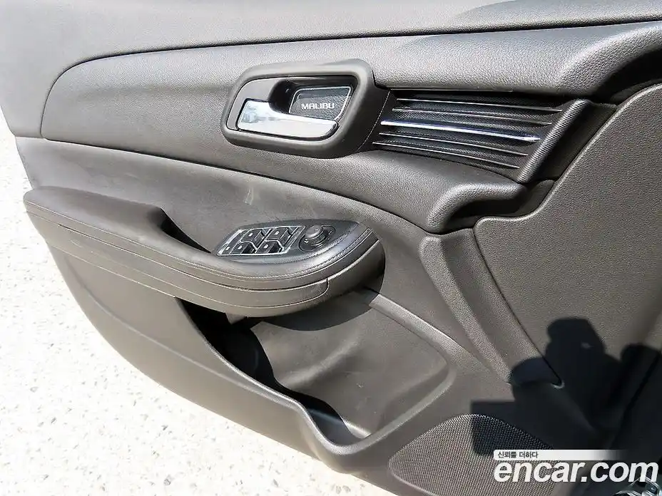 Chevrolet Malibu 2015 2.0 Автомат в Москве № 619461, фото 11