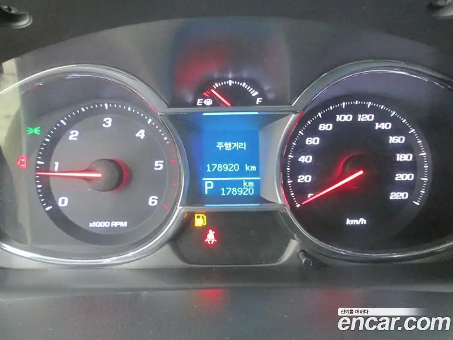 Chevrolet Captiva 2014 2.0 Автомат в Москве № 619516, фото 5