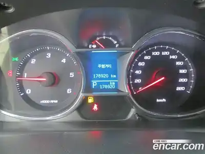 Chevrolet Captiva 2014 2.0 Автомат в Москве № 619516, миниатюра 5