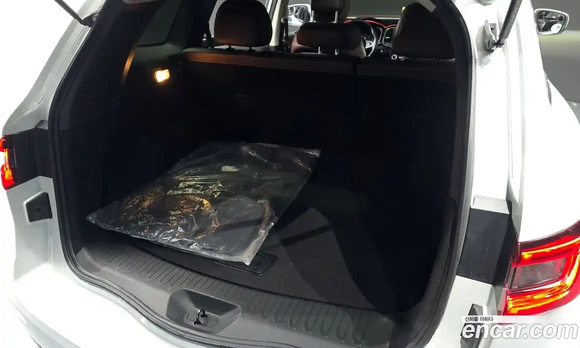 Renault QM6 2017 2.0 Автомат в Москве № 619669, фото 19