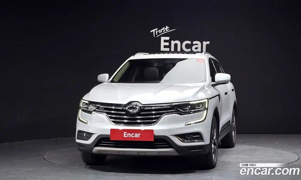 Renault QM6 2017 2.0 Автомат в Москве № 619669, фото 3