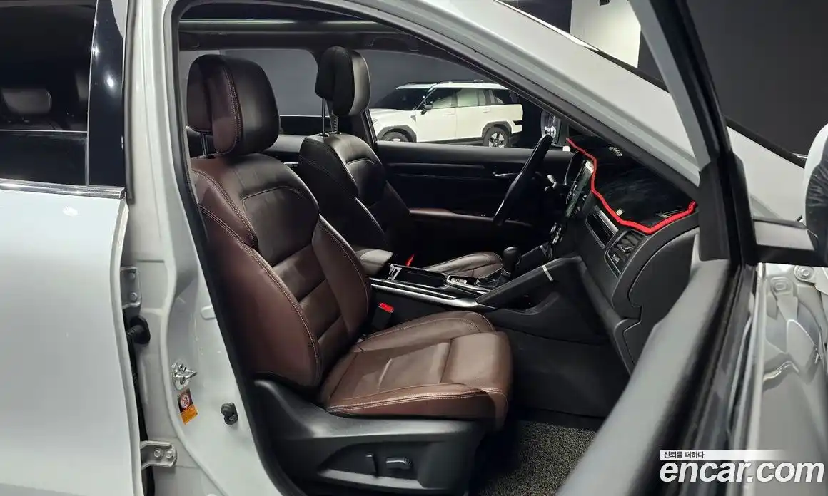 Renault QM6 2017 2.0 Автомат в Москве № 619669, фото 10