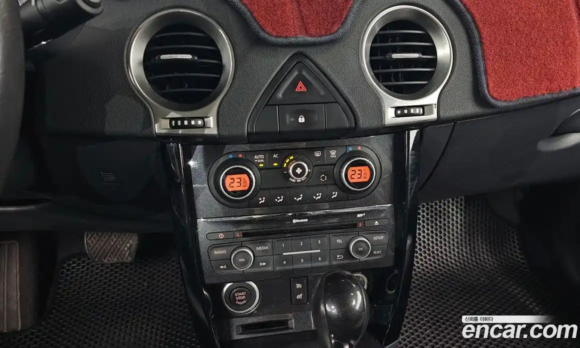 Renault QM5 2014 2.0 Автомат в Москве № 619699, фото 14