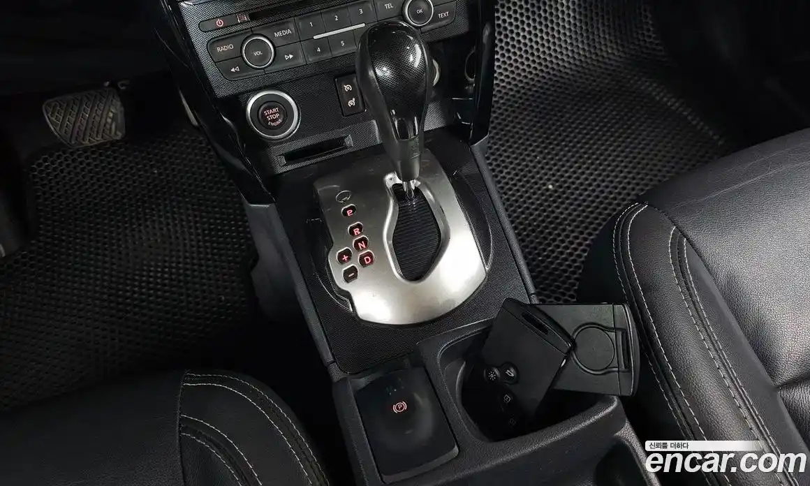 Renault QM5 2014 2.0 Автомат в Москве № 619699, фото 9