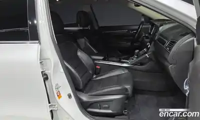 Renault QM6 2017 2.0 Автомат в Москве № 620000, миниатюра 11