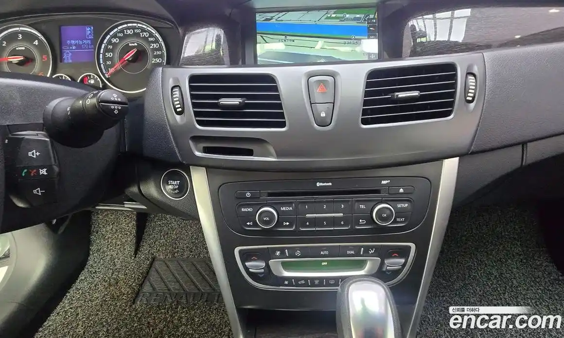 Renault SM5 2015 1.5 Автомат в Москве № 620305, фото 17