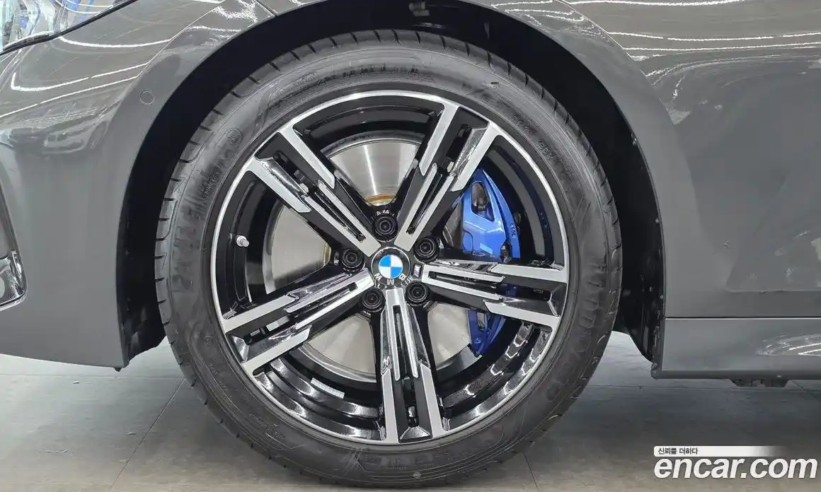 BMW 3-Series 2025 2.0 Автомат в Москве № 620548, фото 5