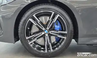 BMW 3-Series 2025 2.0 Автомат в Москве № 620548, миниатюра 5