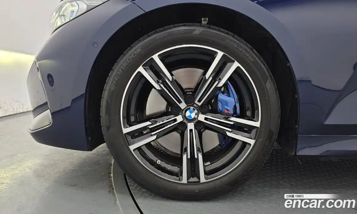 BMW 3-Series 2025 2.0 Автомат в Москве № 620633, фото 5