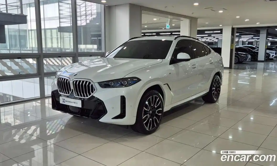 BMW X6 2025 3.0 Автомат в Москве № 620700, фото 1