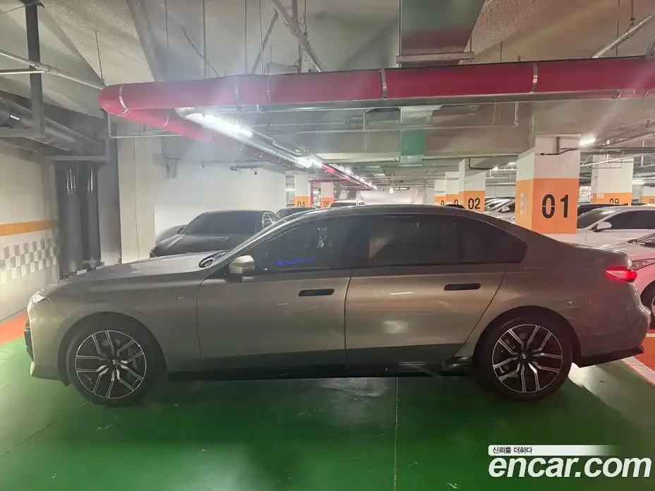 BMW 7-Series 2025 3.0 Автомат в Москве № 620770, фото 5