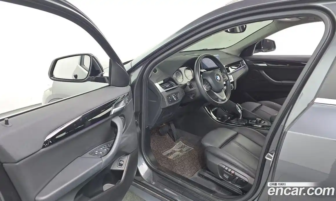 BMW X2 (F39) 2021 2.0 Автомат в Москве № 621579, фото 10