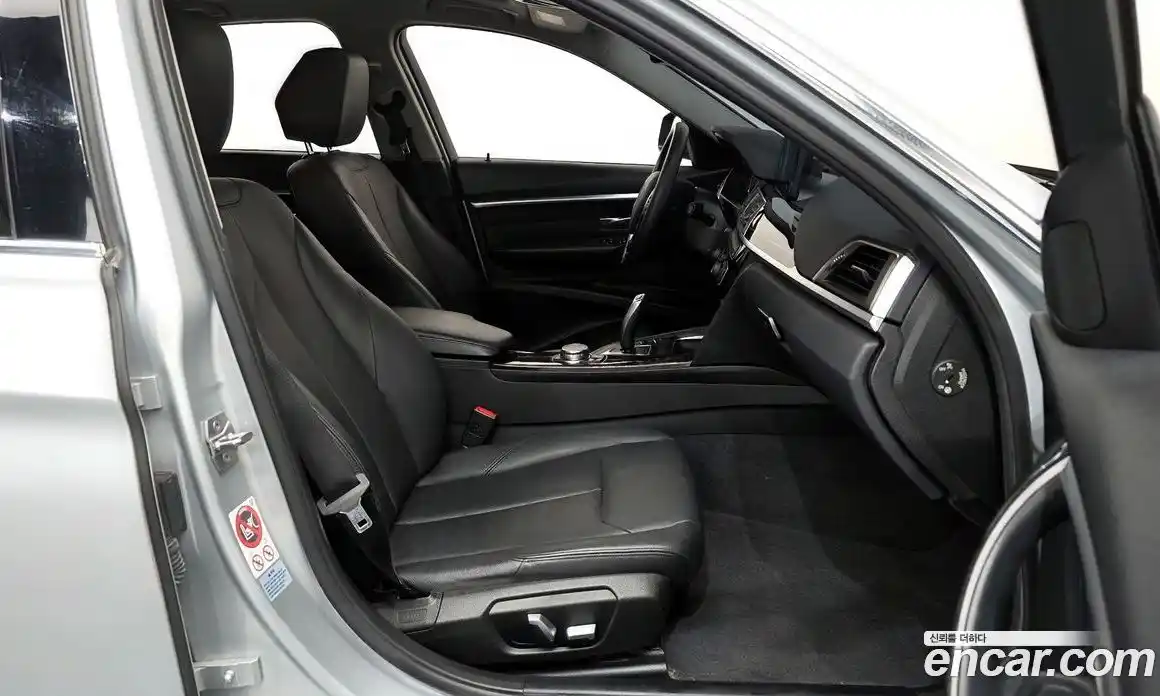 BMW 3-Series 2016 2.0 Автомат в Москве № 622002, фото 11