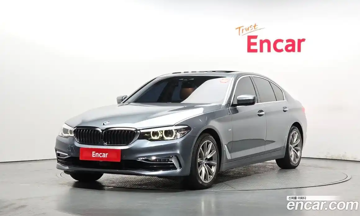BMW 5-Series 2018 2.0 Автомат в Москве № 622155, фото 1