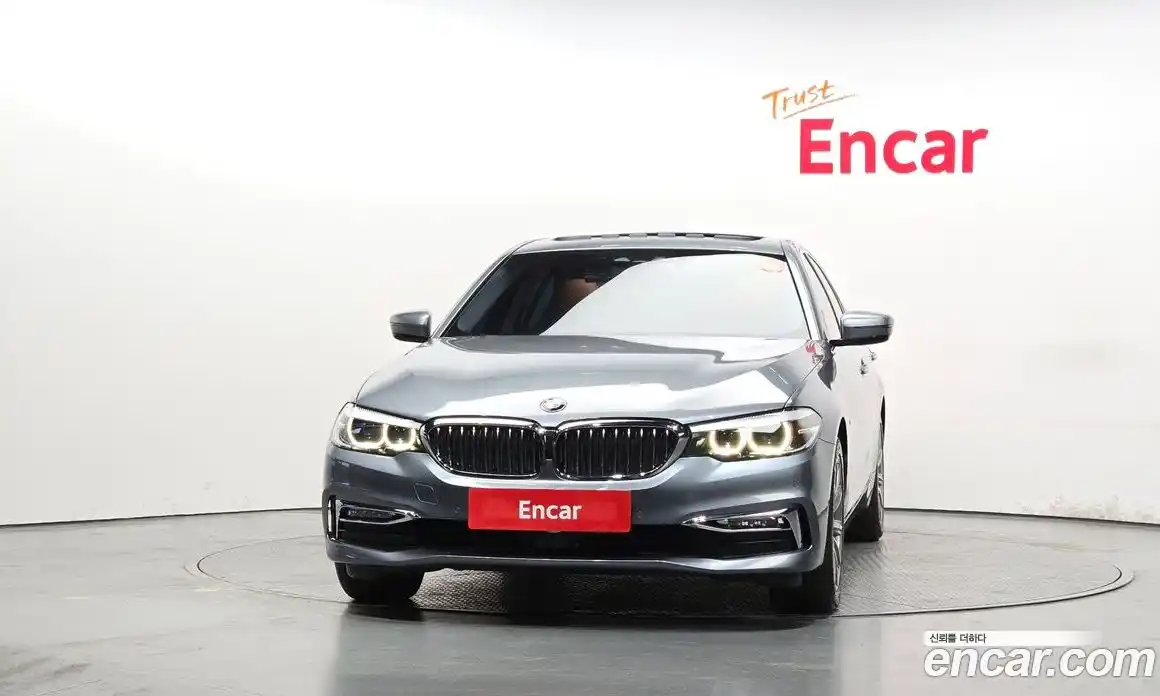 BMW 5-Series 2018 2.0 Автомат в Москве № 622155, фото 3