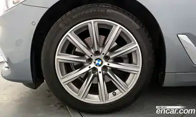 BMW 5-Series 2018 2.0 Автомат в Москве № 622155, миниатюра 5