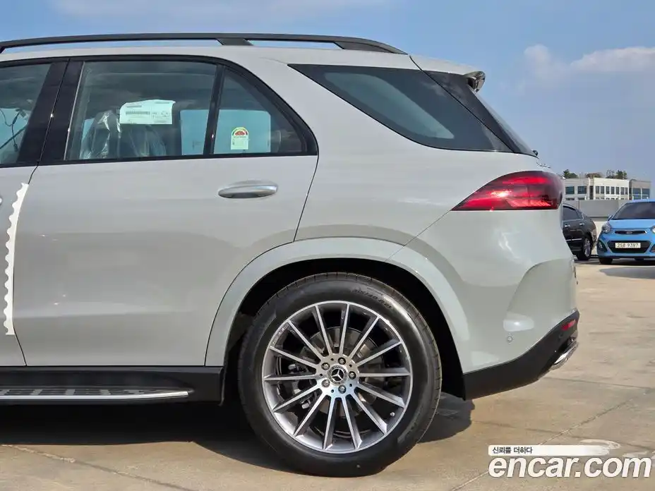 Mercedes-Benz GLE-Class 2026 3.0 Автомат в Москве № 622540, фото 5