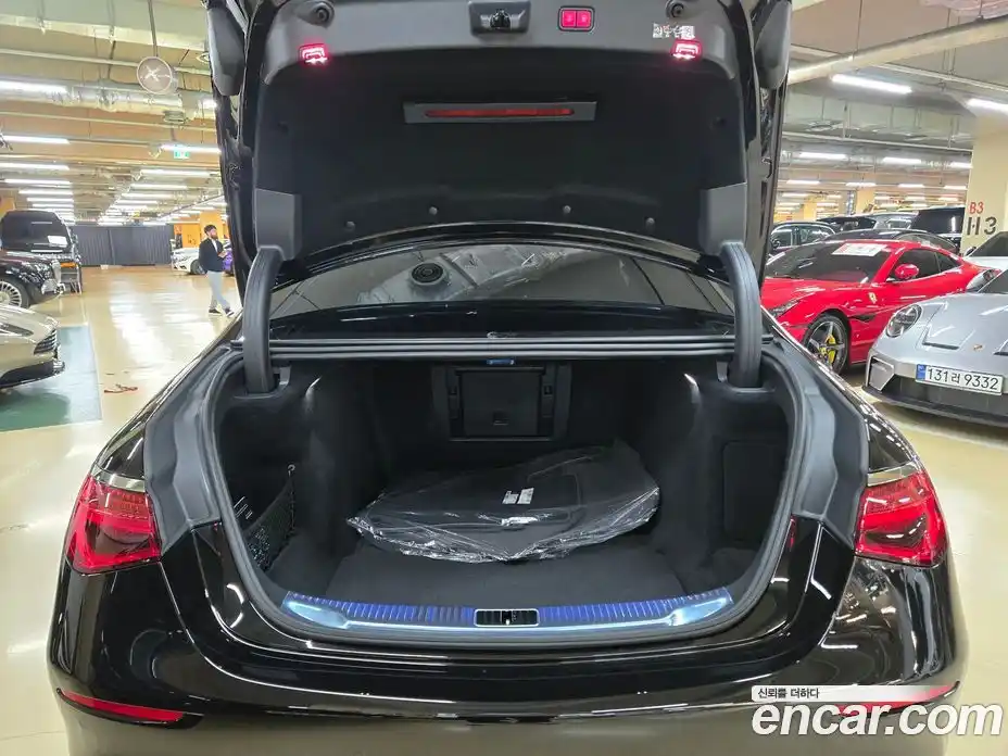 Mercedes-Benz S-Class 2026 4.0 Автомат в Москве № 622566, фото 17