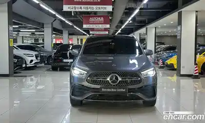 Mercedes-Benz GLA-Class 2020 2.0 Автомат в Москве № 622935, миниатюра 3