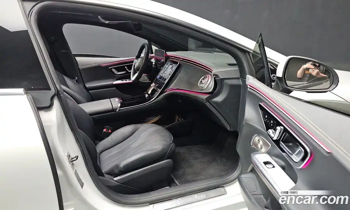 Mercedes-Benz EQE 2023 0.3 Автомат в Москве № 623212, фото 18