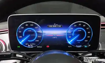 Mercedes-Benz EQE 2023 0.3 Автомат в Москве № 623212, миниатюра 8