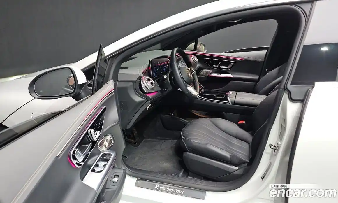 Mercedes-Benz EQE 2023 0.3 Автомат в Москве № 623212, фото 10