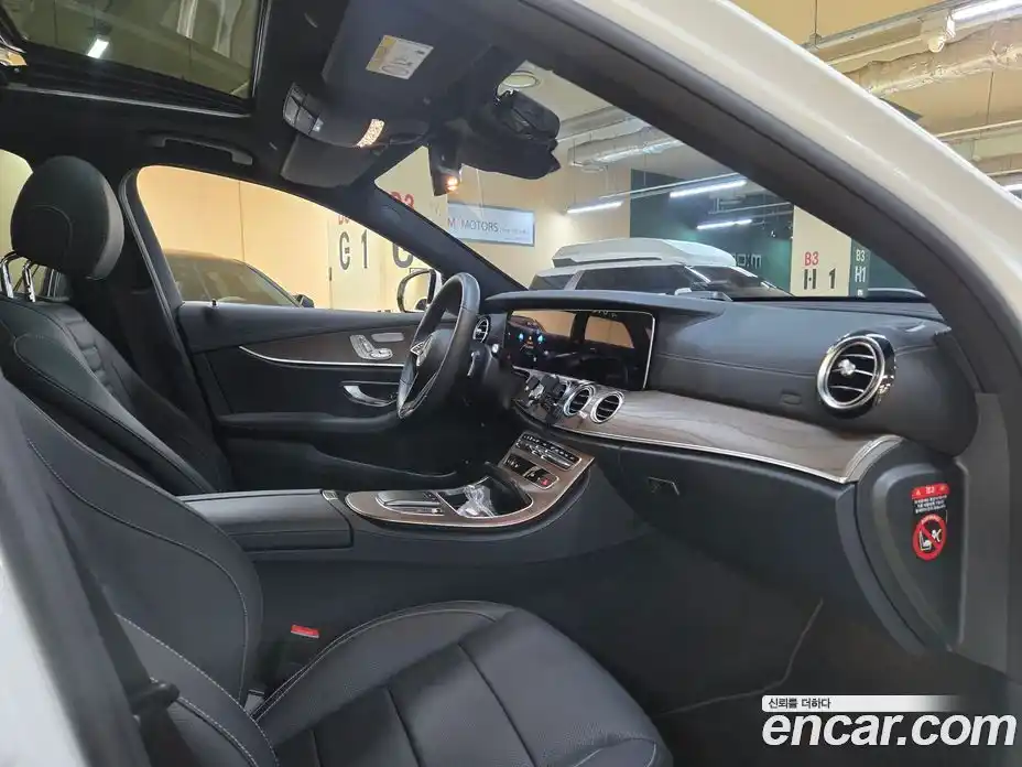 Mercedes-Benz E-Class 2021 1.9 Автомат в Москве № 623442, фото 3