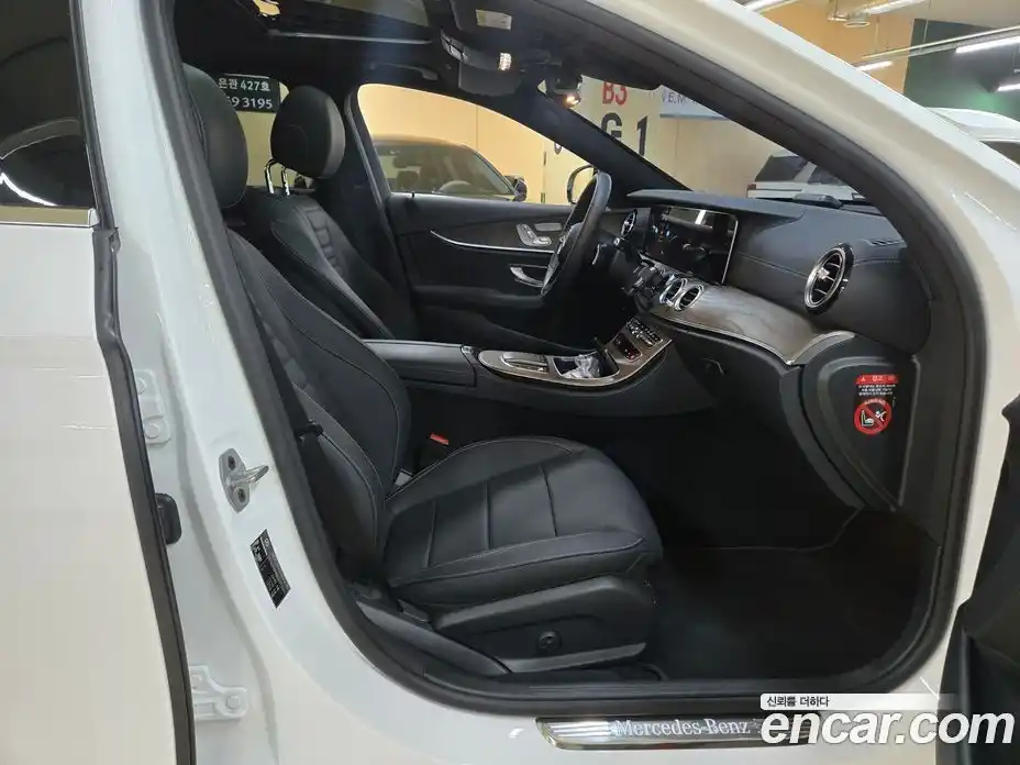 Mercedes-Benz E-Class 2021 1.9 Автомат в Москве № 623442, фото 4