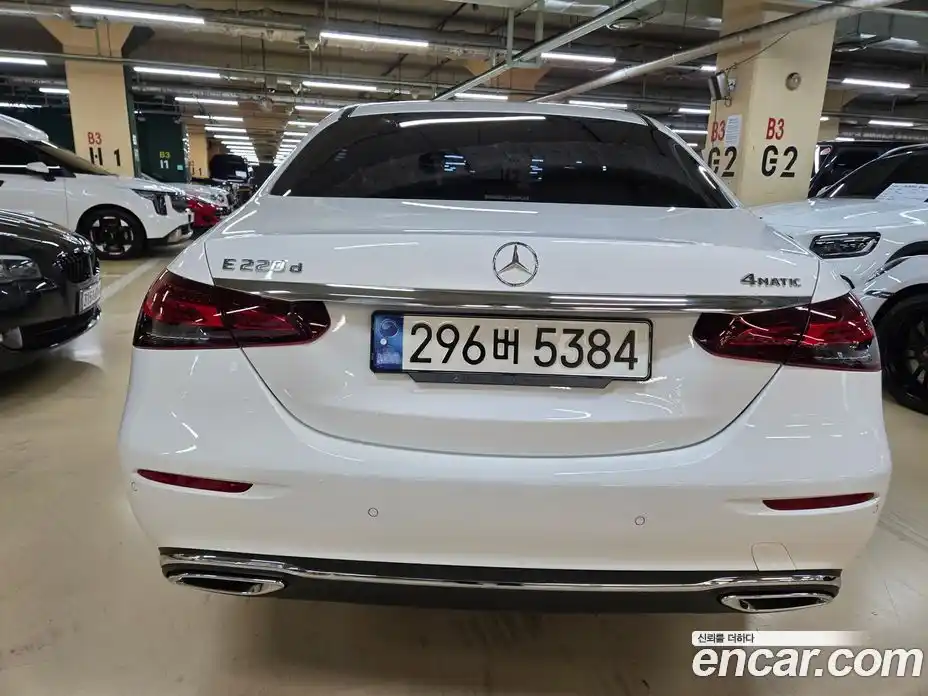 Mercedes-Benz E-Class 2021 1.9 Автомат в Москве № 623442, фото 6