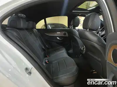 Mercedes-Benz E-Class 2021 1.9 Автомат в Москве № 623442, миниатюра 7