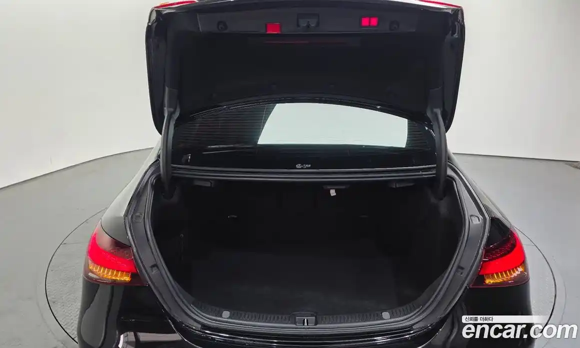 Mercedes-Benz E-Class 2021 2.0 Автомат в Москве № 623951, фото 20