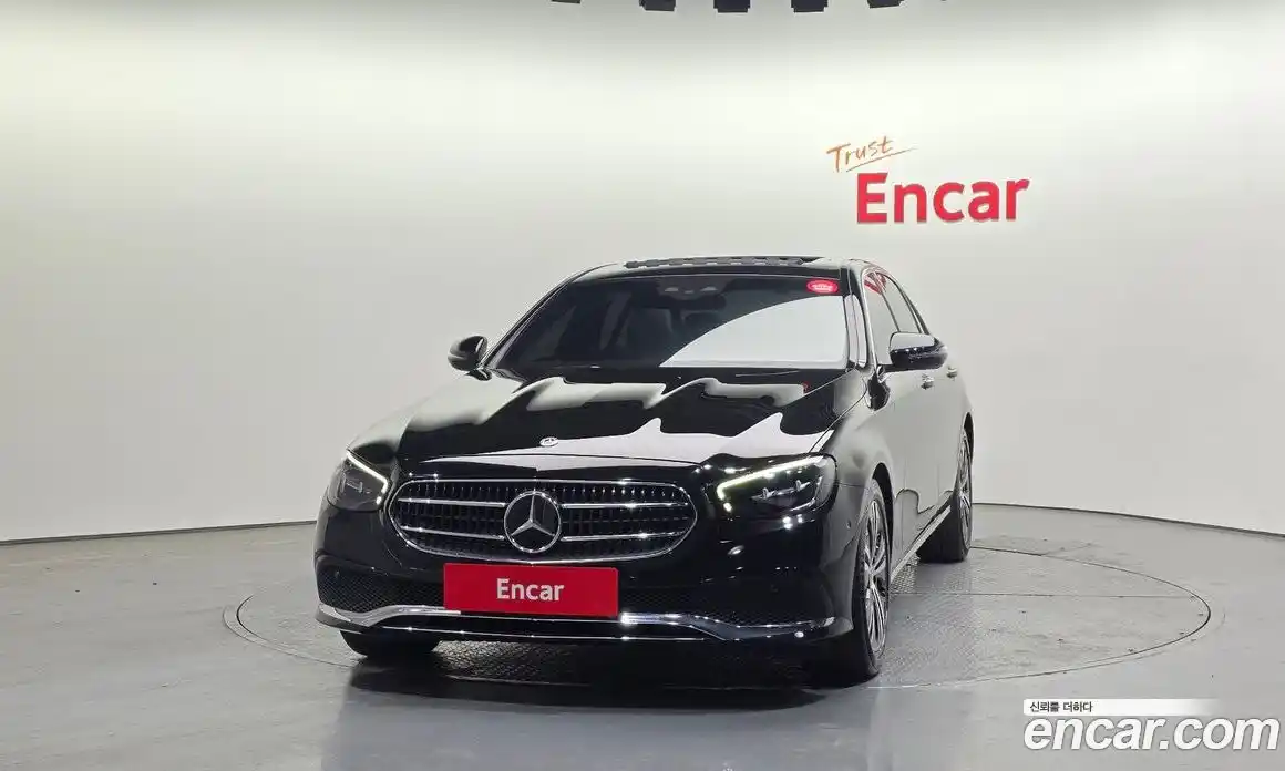 Mercedes-Benz E-Class 2021 2.0 Автомат в Москве № 623951, фото 3