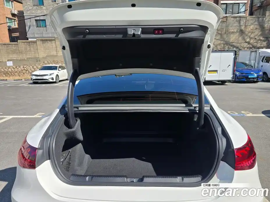 Mercedes-Benz EQE 2023 Автомат в Москве № 623956, фото 13