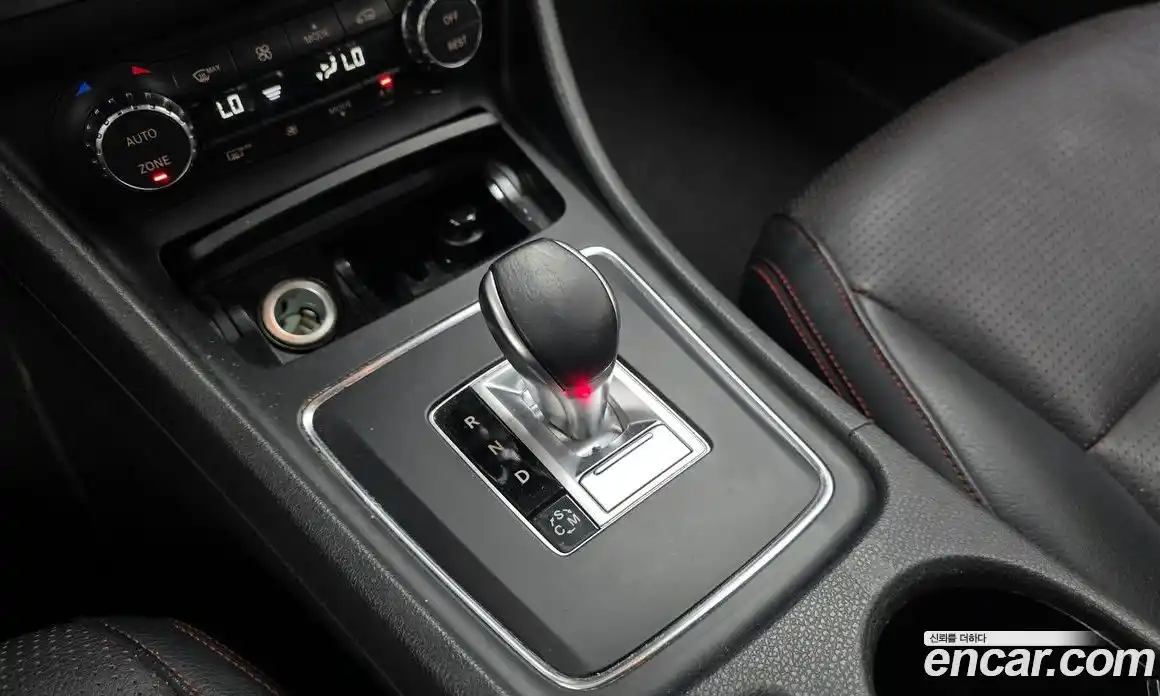 Mercedes-Benz GLA-Class 2015 2.0 Автомат в Москве № 623978, фото 9