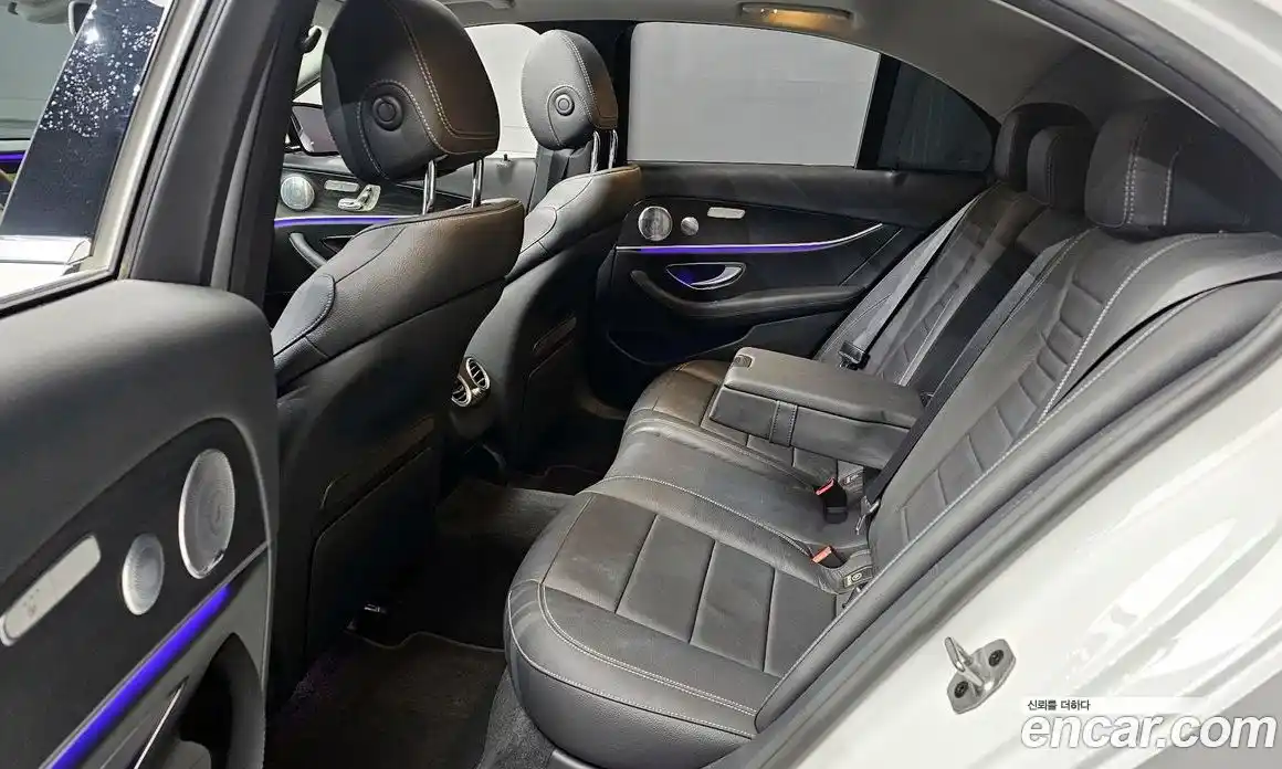 Mercedes-Benz E-Class 2020 2.0 Автомат в Москве № 624112, фото 12