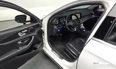 Mercedes-Benz E-Class 2017 1.9 Автомат в Москве № 624161, миниатюра 11