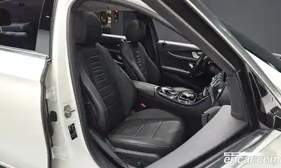 Mercedes-Benz E-Class 2017 1.9 Автомат в Москве № 624161, миниатюра 10