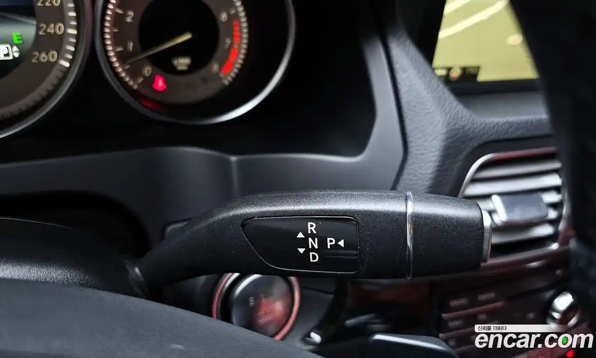 Mercedes-Benz E-Class 2016 2.0 Автомат в Москве № 624270, фото 9