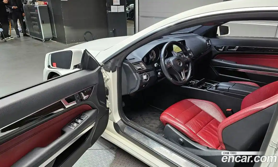 Mercedes-Benz E-Class 2016 2.0 Автомат в Москве № 624270, фото 10