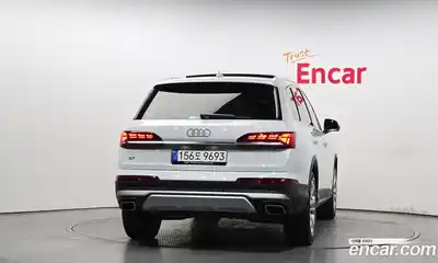 Audi Q7 2025 3.0 Автомат в Москве № 624635, миниатюра 4